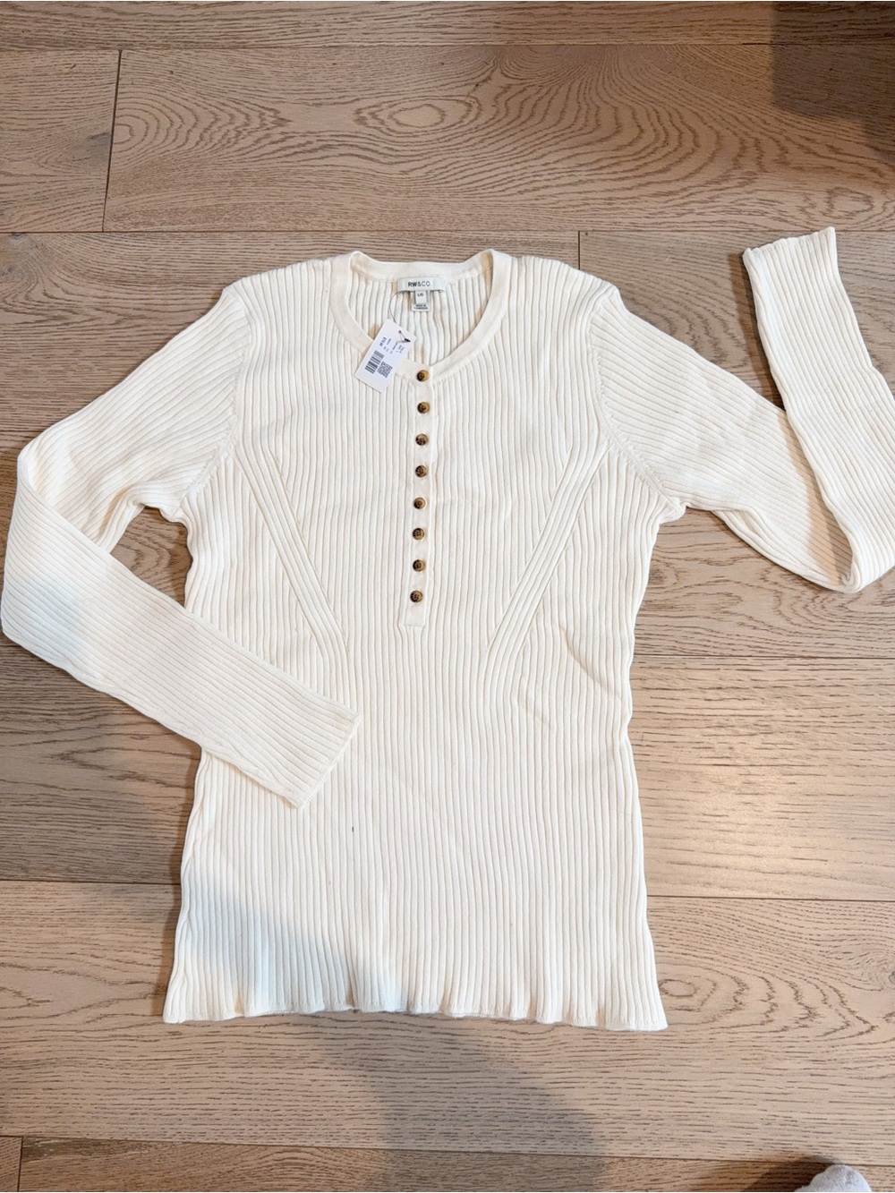 NWT 488574 RW&CO. Sweater L